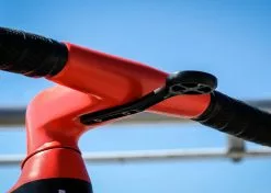 BMC Support GPS Cockpit ICS Carbon Garmin/Wahoo 30003196 - 30000720 7 BMC Support GPS Cockpit ICS Carbon Garmin/Wahoo 30003196 - 30000720 -SRAM Soldes bmc support gps cockpit ics carbon garminwahoo 30003196 30000720 3