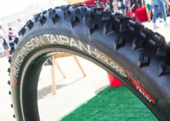HUTCHINSON Taipan Koloss Pneu Souple Tubeless Ready - 29 X 2,6 Pouces 5 HUTCHINSON Taipan Koloss Pneu Souple Tubeless Ready - 29 X 2,6 Pouces -SRAM Soldes hutchinson taipan koloss pneu souple tubeless ready 29 x 26 pouces 2