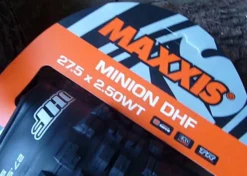 MAXXIS Minion DHF Pneu Souple MaxxGrip Dual Exo WT TR - 27,5 X 2,5 Pouces -SRAM Soldes maxxis minion dhf pneu souple maxxgrip dual exo wt tr 275 x 25 pouces 4