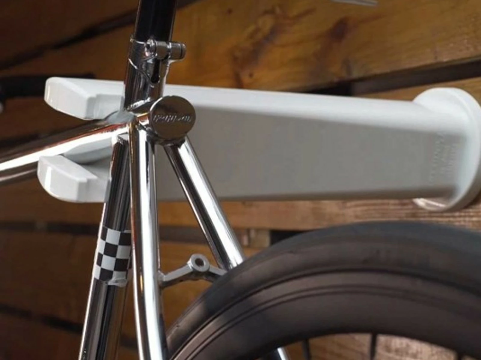 PERUZZO Cool Bike Rack Support Mural 1 Vélo 2 PERUZZO Cool Bike Rack Support Mural 1 Vélo – Image 2