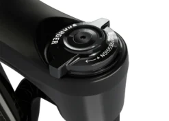 ROCKSHOX Fourche Lyrik Select Charger RC 29" Déport 51mm BOOST 150mm 10 ROCKSHOX Fourche Lyrik Select Charger RC 29" Déport 51mm BOOST 150mm -SRAM Soldes rockshox fourche lyrik select charger rc 29 deport 51mm boost 150mm 4