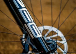 ROCKSHOX Fourche Zeb Ultimate Charger 2.1 RC2 27.5'' Boost 15x110 180mm Déport 44mm 6 ROCKSHOX Fourche Zeb Ultimate Charger 2.1 RC2 27.5'' Boost 15x110 180mm Déport 44mm -SRAM Soldes rockshox fourche zeb ultimate charger 21 rc2 275 boost 15x110 180mm deport 44mm 2