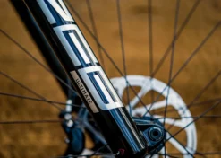 ROCKSHOX Fourche Zeb Ultimate Charger 2.1 RC2 29'' Boost 15x110 Déport 44mm 190mm Noir 8 ROCKSHOX Fourche Zeb Ultimate Charger 2.1 RC2 29'' Boost 15x110 Déport 44mm 190mm Noir -SRAM Soldes rockshox fourche zeb ultimate charger 21 rc2 29 boost 15x110 deport 44mm 190mm noir 3